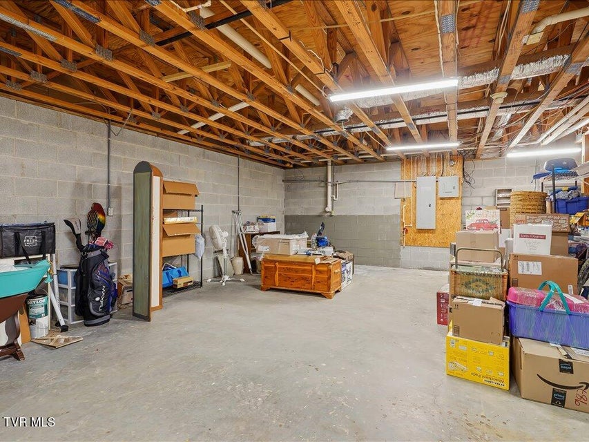 Photo #37: 1734 Quailfield Lane