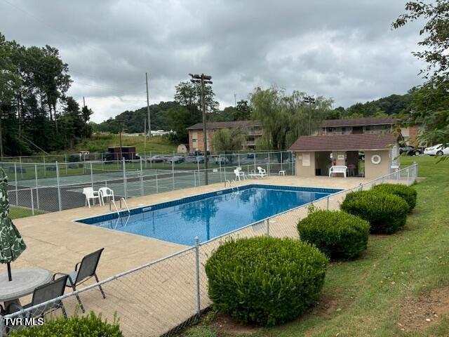 Photo #4: 1145 Carriage Circle