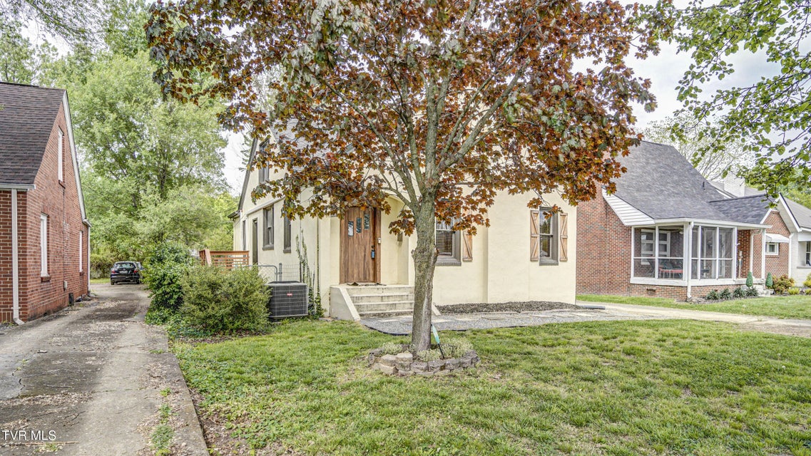 Photo #2: 1346 Center Street