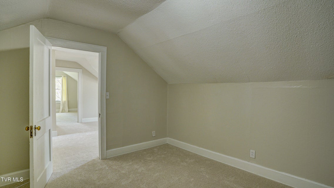 Photo #37: 1346 Center Street