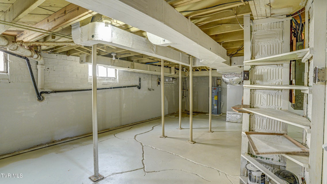 Photo #38: 1346 Center Street