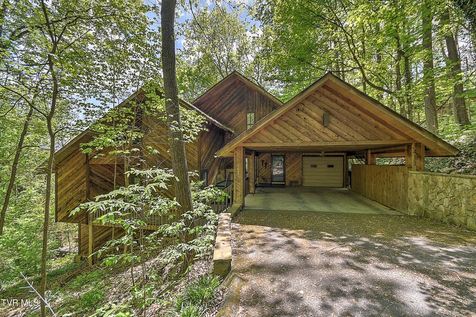 Photo #5: 3411 Linkwood Drive