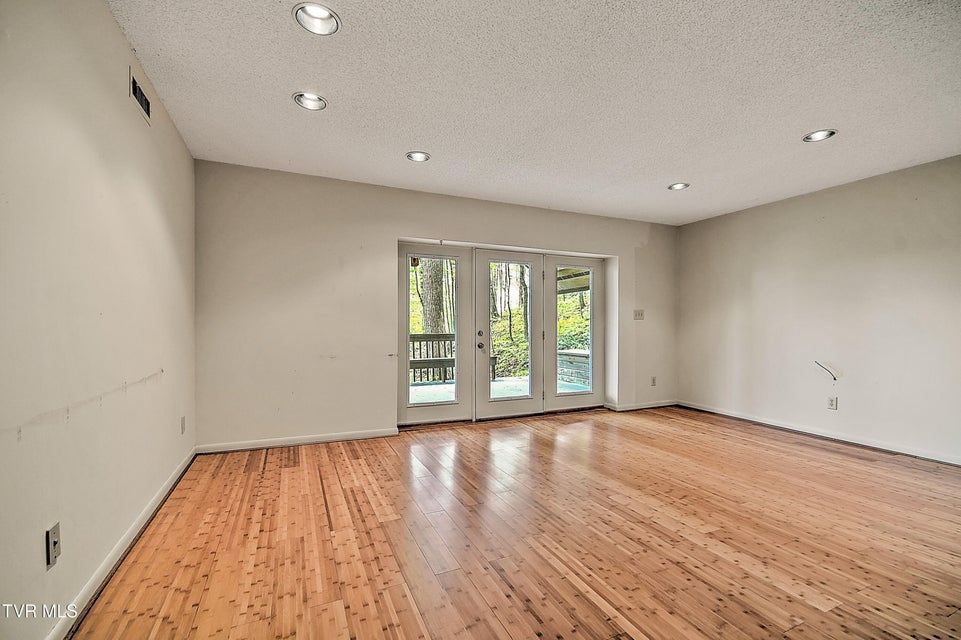 Photo #6: 3411 Linkwood Drive