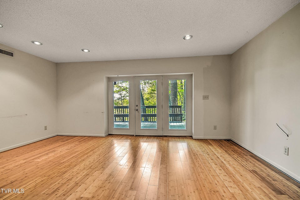 Photo #10: 3411 Linkwood Drive