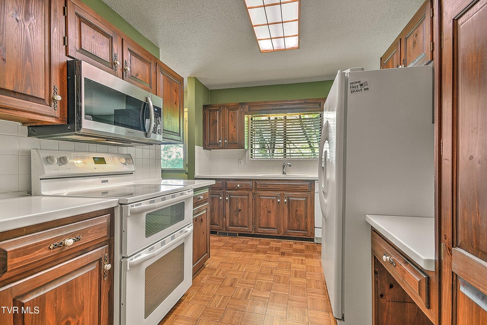 Photo #23: 3411 Linkwood Drive