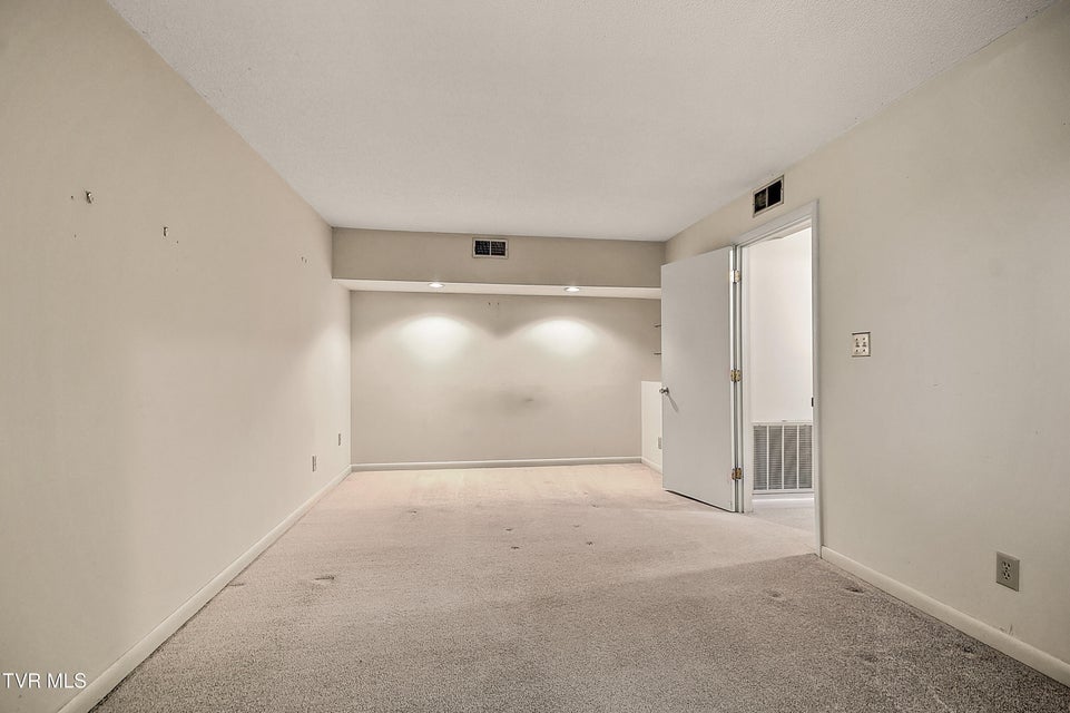 Photo #29: 3411 Linkwood Drive