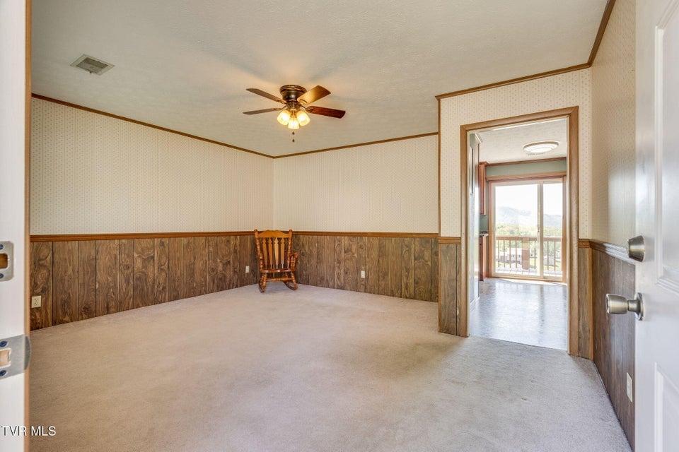 Photo #4: 816 Phyllis Street