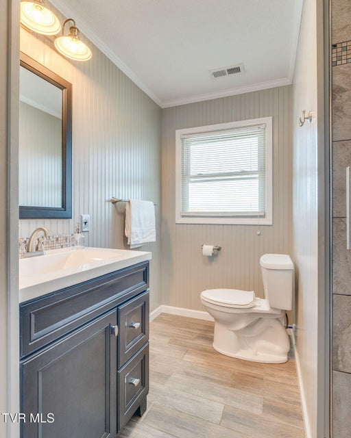 Photo #16: 816 Phyllis Street