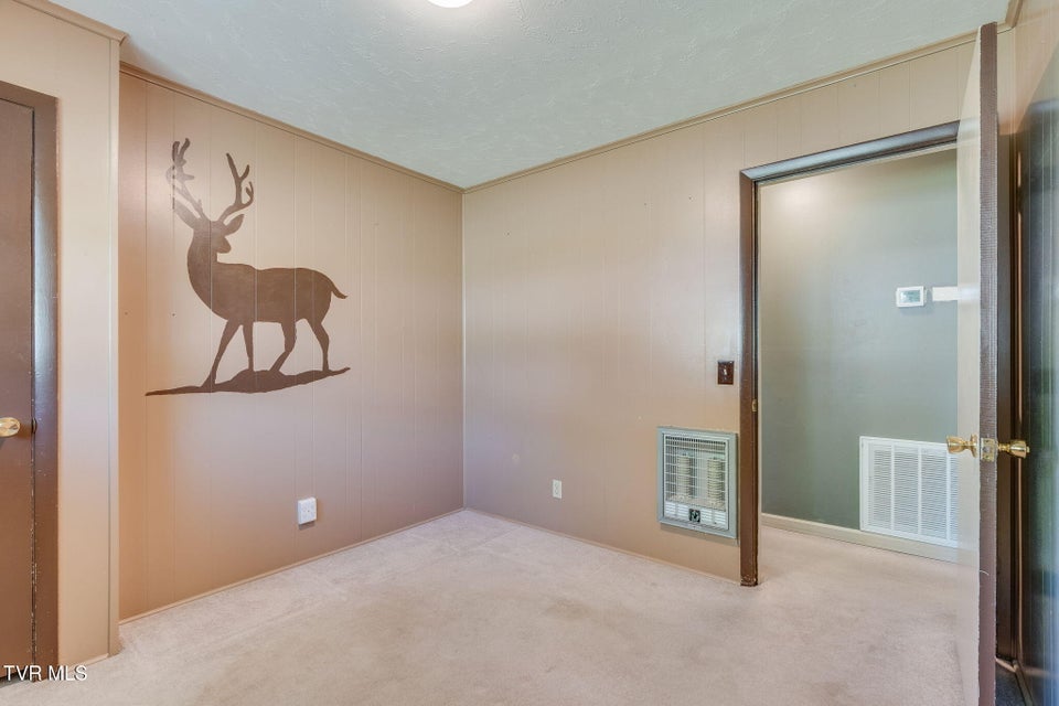 Photo #19: 816 Phyllis Street