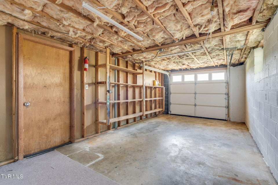 Photo #24: 816 Phyllis Street