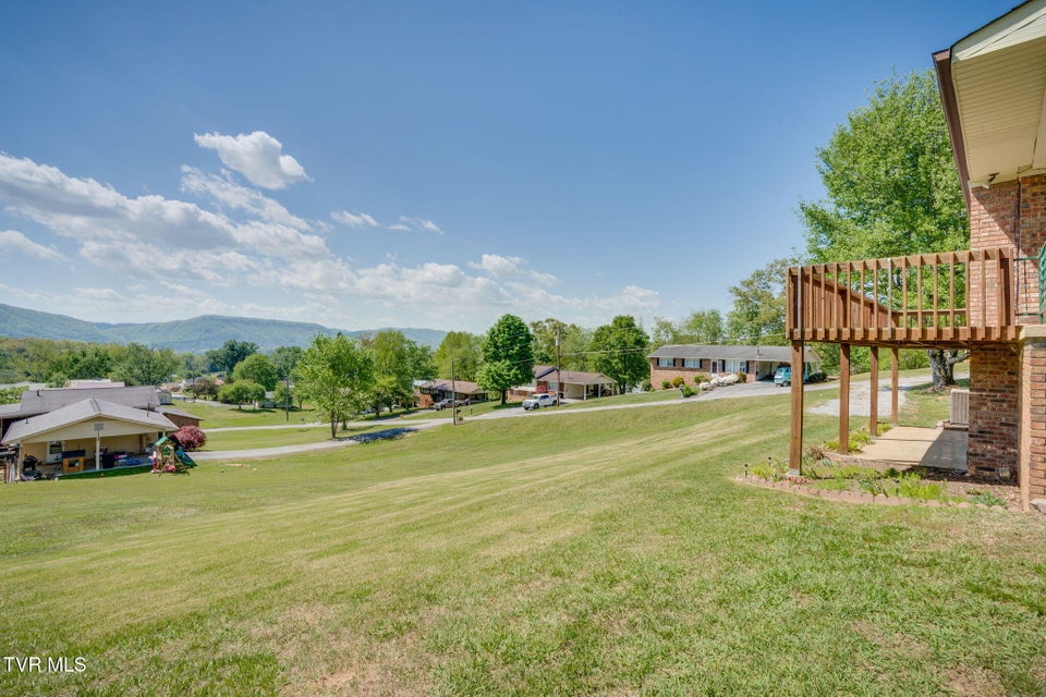 Photo #28: 816 Phyllis Street