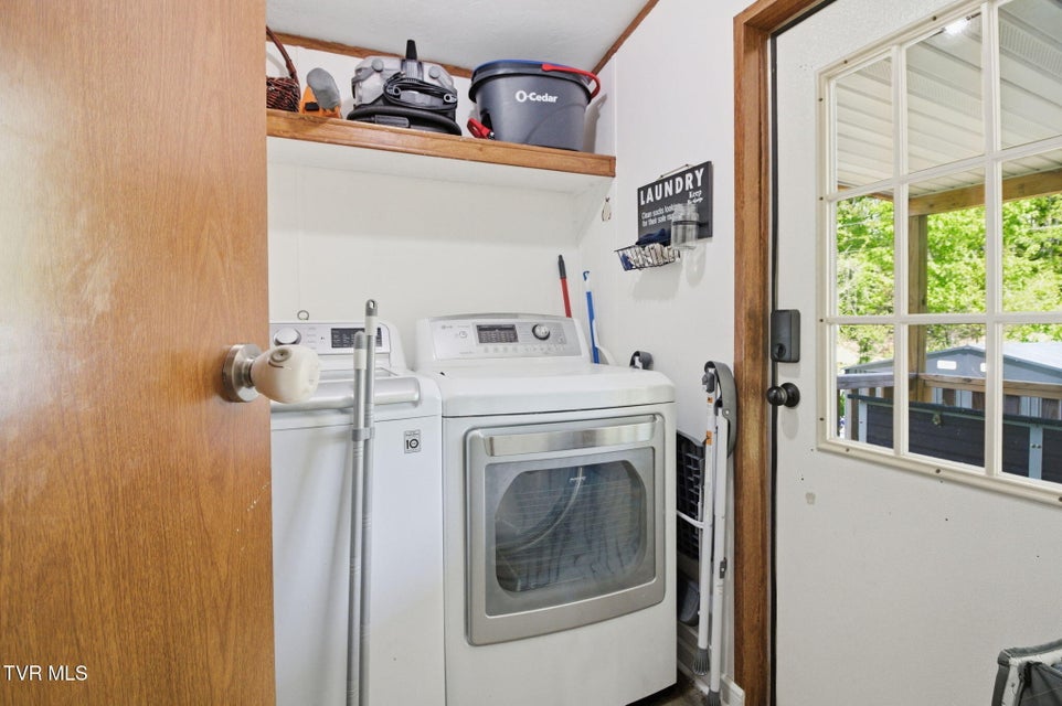 Photo #15: 150 Carlton Ridge Lane