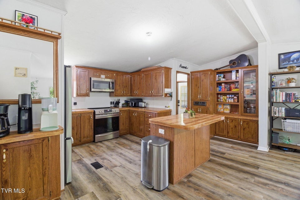 Photo #19: 150 Carlton Ridge Lane