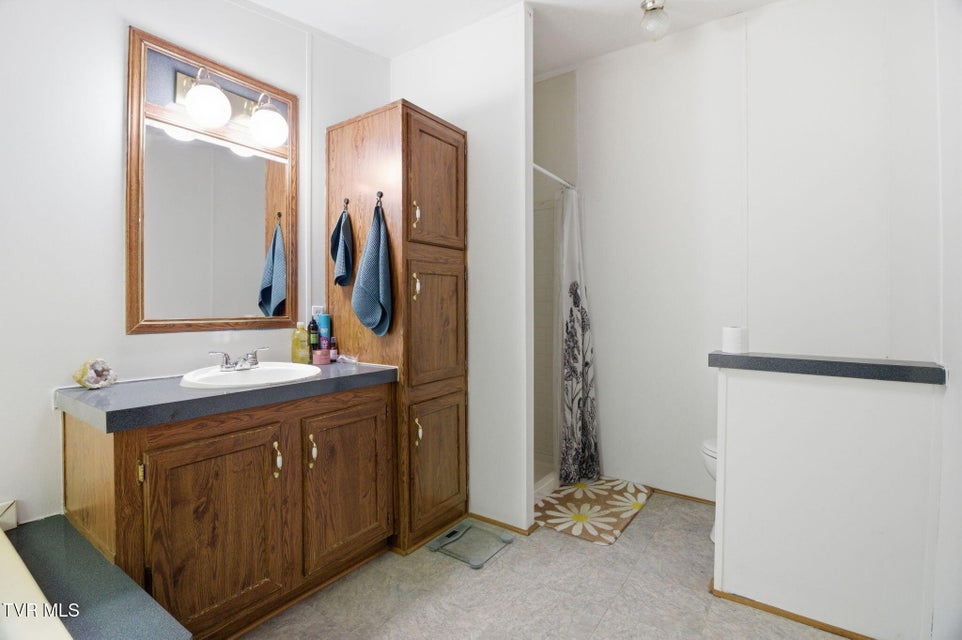 Photo #25: 150 Carlton Ridge Lane