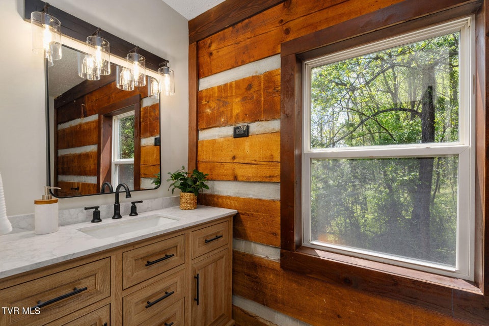 Photo #20: 5201 Unicoi Drive