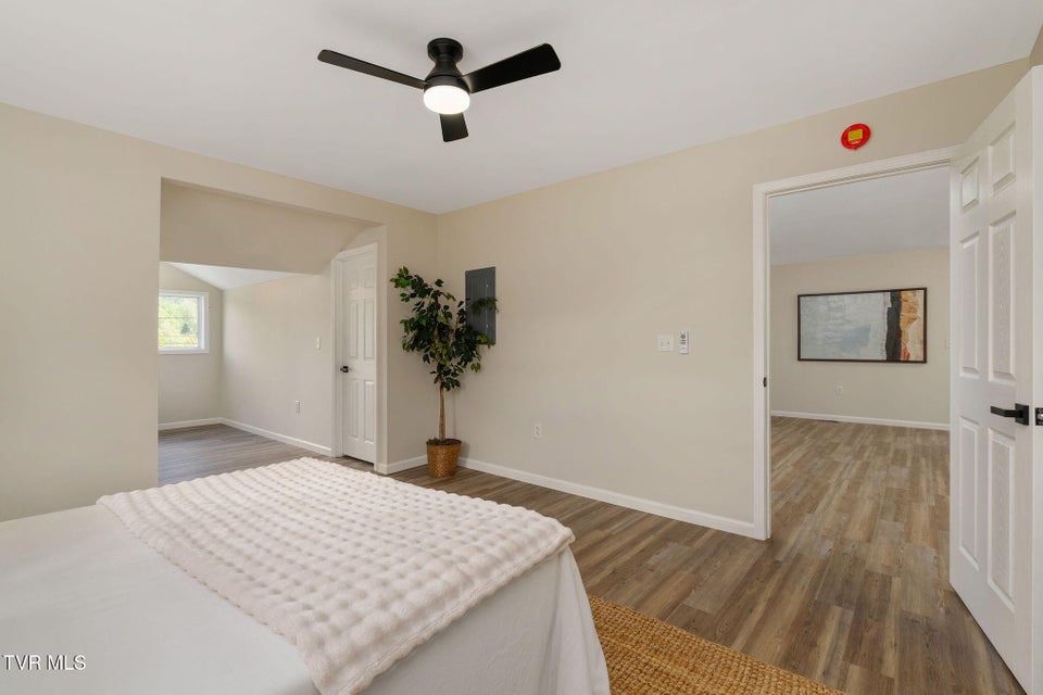 Photo #33: 5201 Unicoi Drive