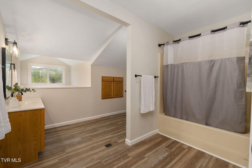 Photo #36: 5201 Unicoi Drive