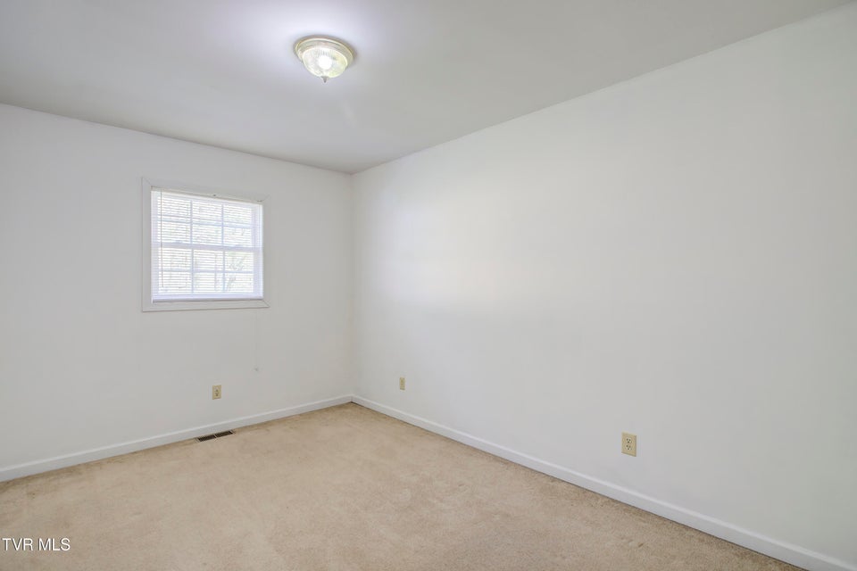 Photo #33: 308 Friendship Road