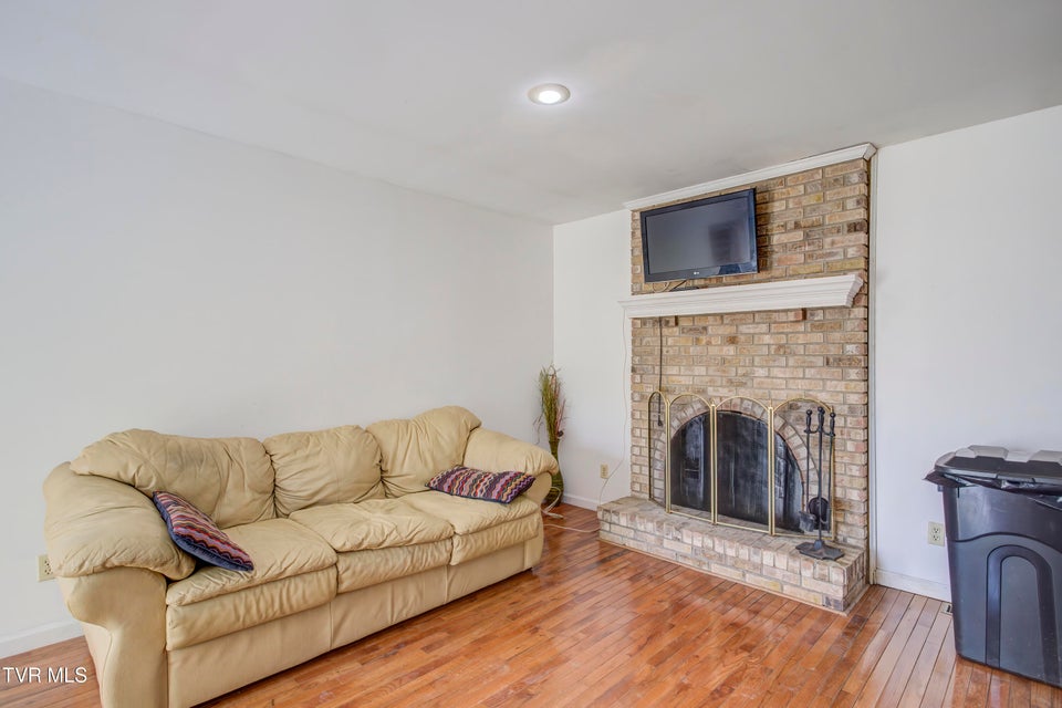 Photo #40: 308 Friendship Road