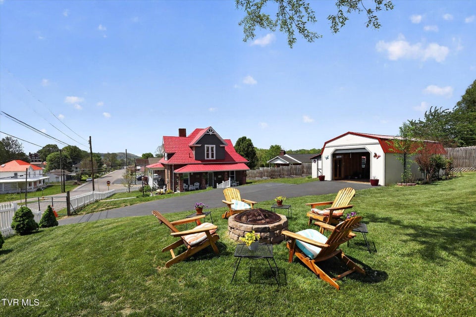 Photo #34: 305 Texas Avenue