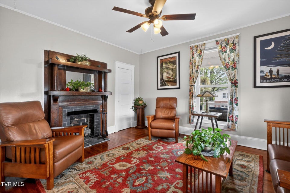 Photo #6: 305 Texas Avenue