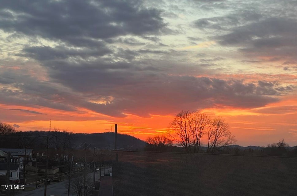 Photo #37: 305 Texas Avenue