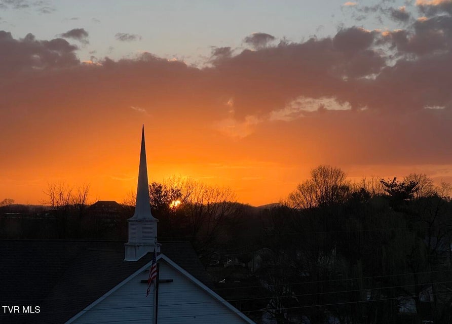 Photo #38: 305 Texas Avenue