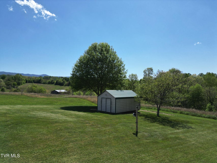 Photo #18: 513 Katie Lane