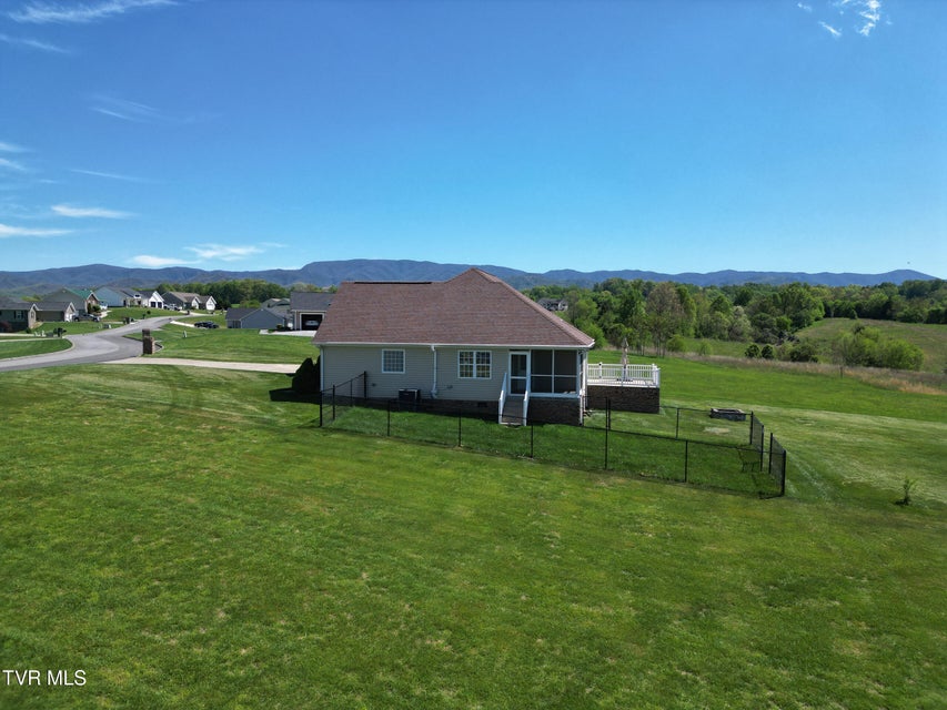 Photo #27: 513 Katie Lane