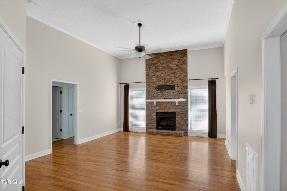 Photo #29: 513 Katie Lane