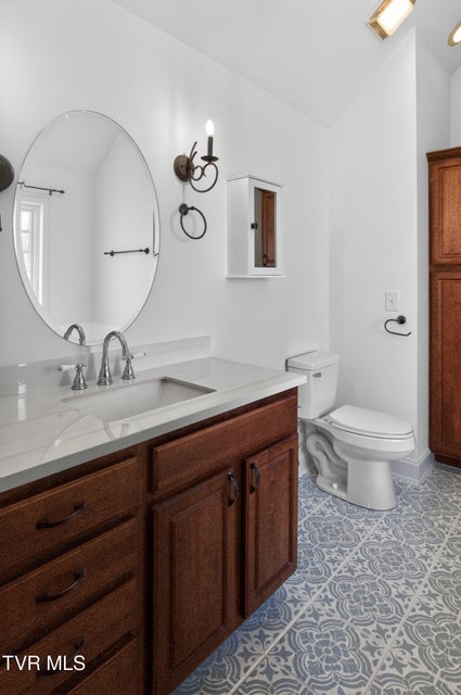 Photo #49: 513 Katie Lane