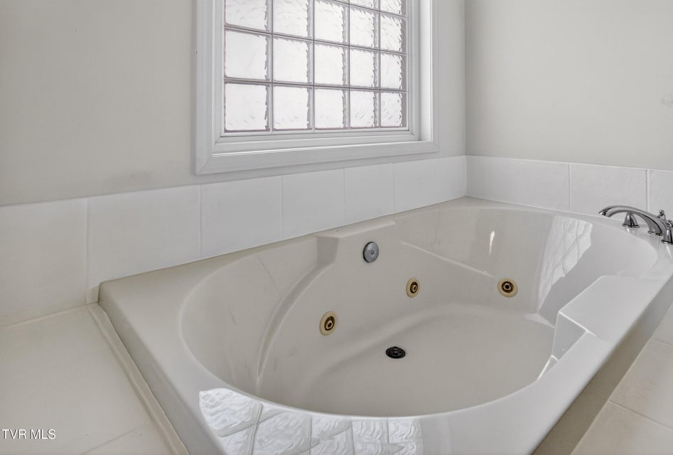 Photo #51: 513 Katie Lane