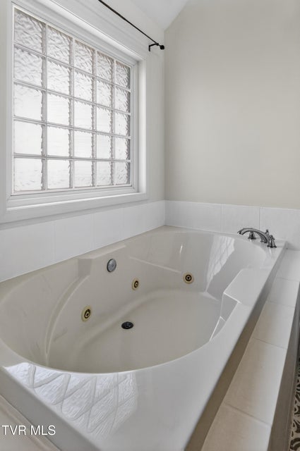 Photo #52: 513 Katie Lane