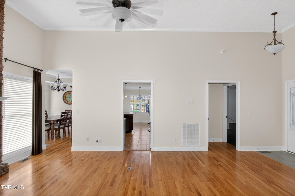 Photo #34: 513 Katie Lane