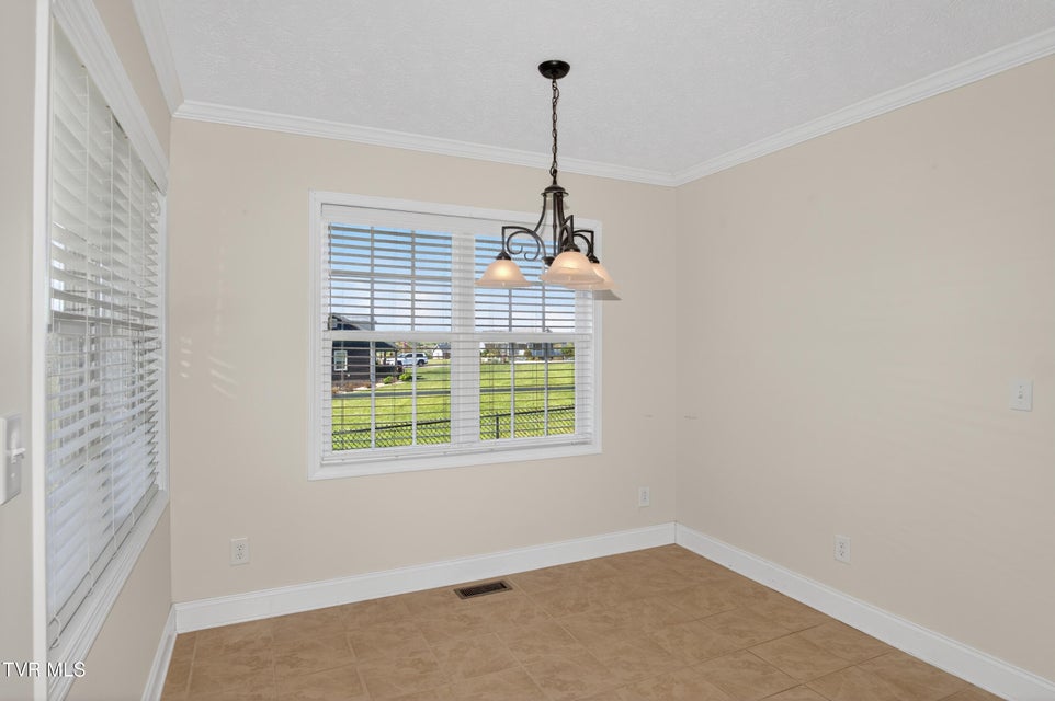 Photo #40: 513 Katie Lane