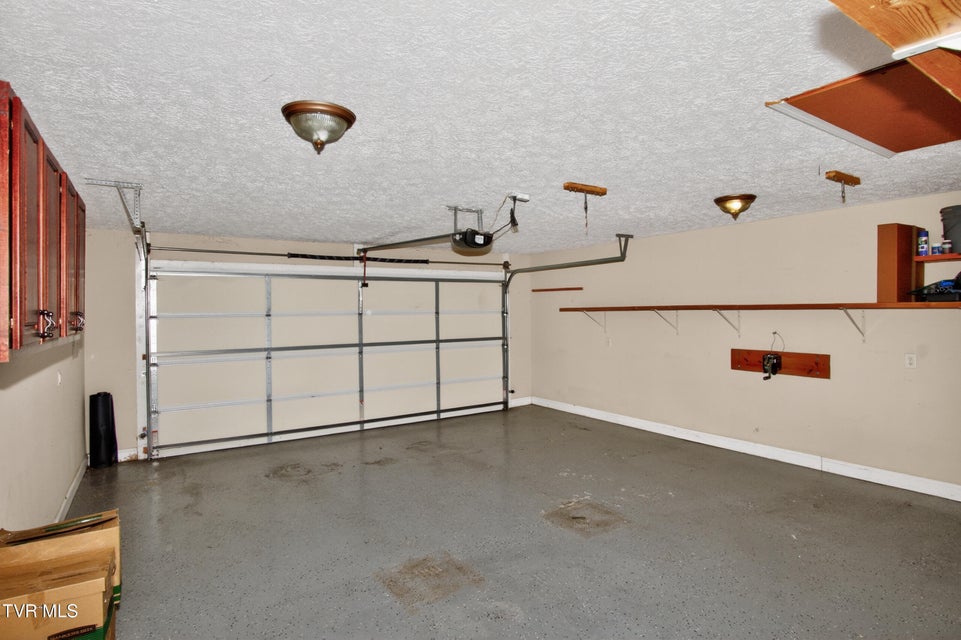 Photo #74: 513 Katie Lane