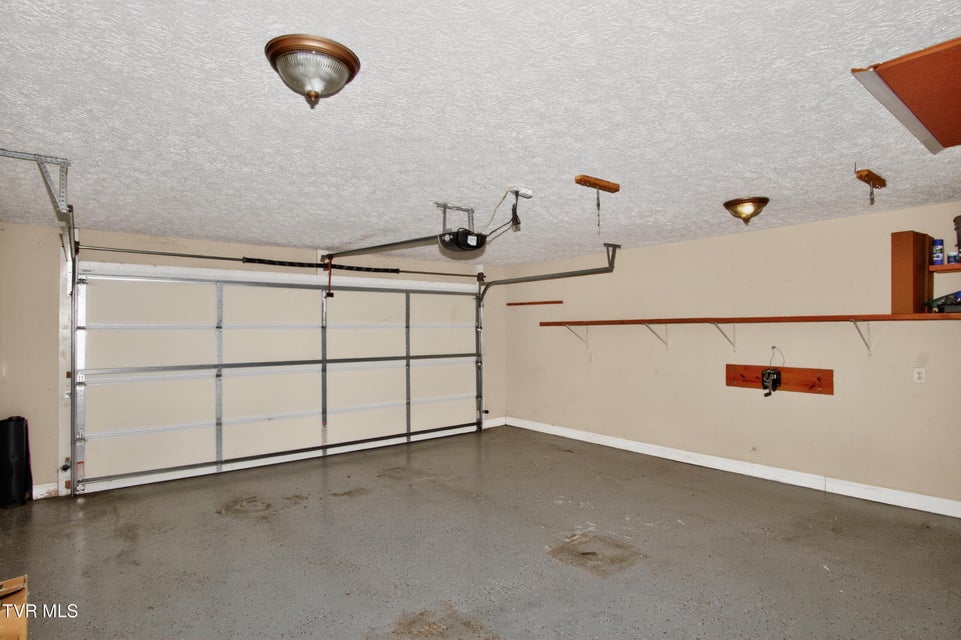 Photo #75: 513 Katie Lane