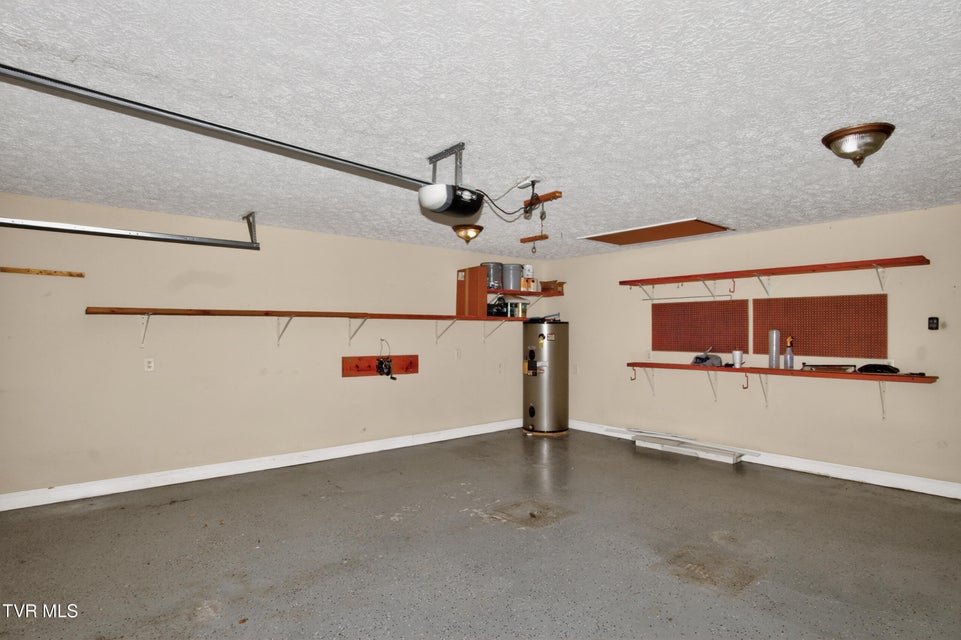 Photo #76: 513 Katie Lane