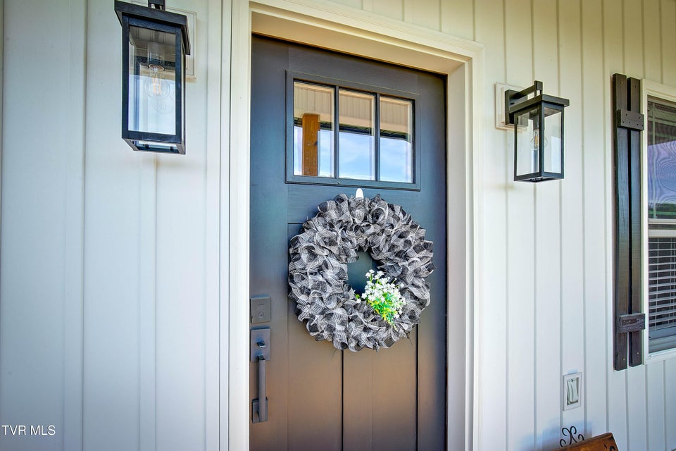 Photo #7: 100 Hunt Road