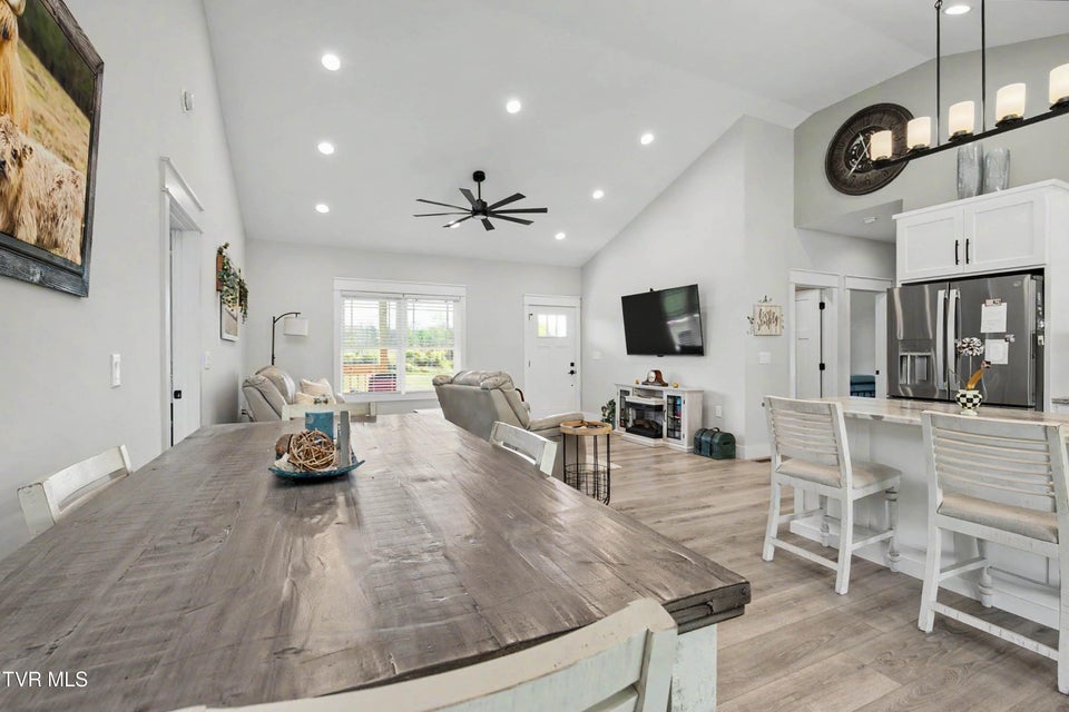 Photo #22: 100 Hunt Road