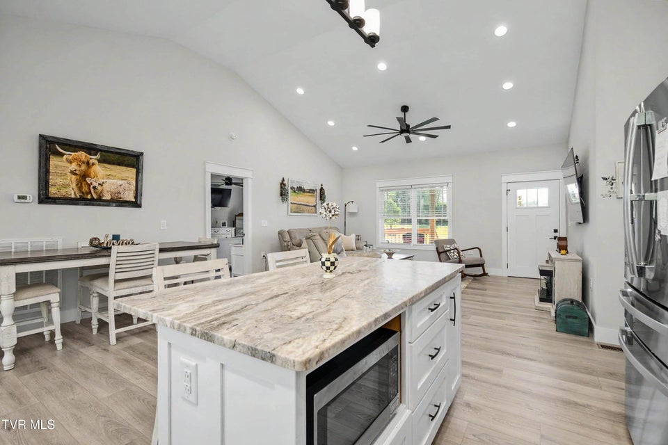 Photo #24: 100 Hunt Road