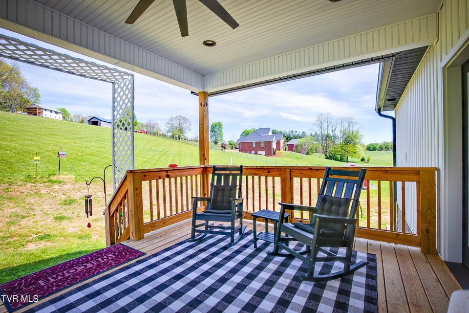 Photo #36: 100 Hunt Road