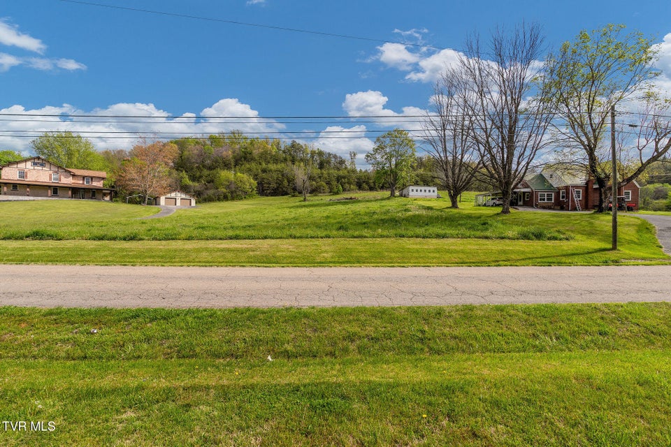 Photo #16: 176 Keenburg Road