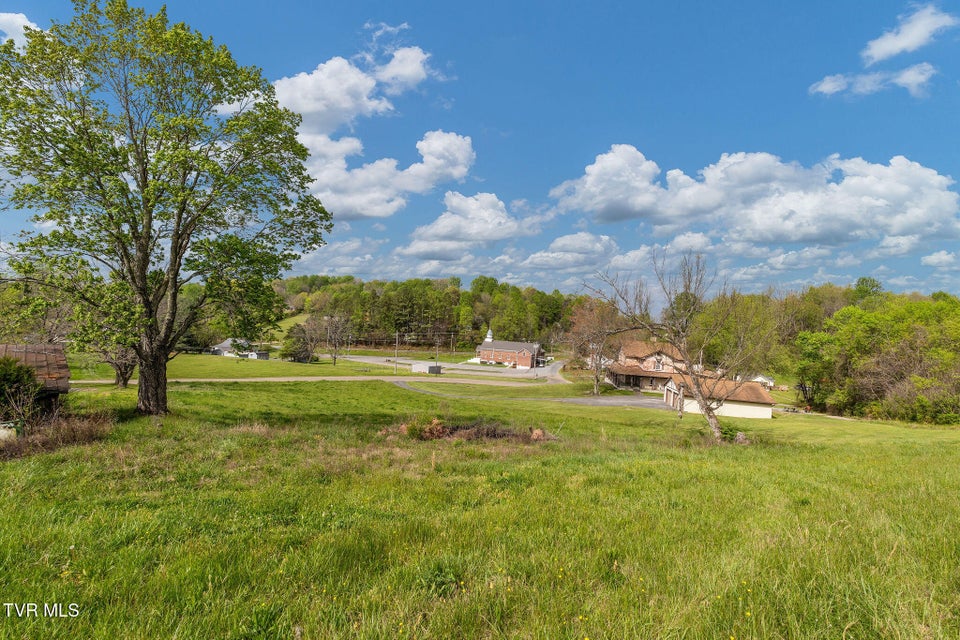 Photo #19: 176 Keenburg Road