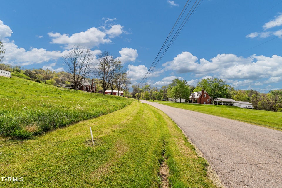 Photo #22: 176 Keenburg Road