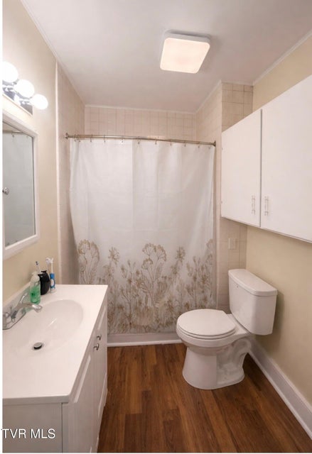 Photo #5: 218 Jones Street