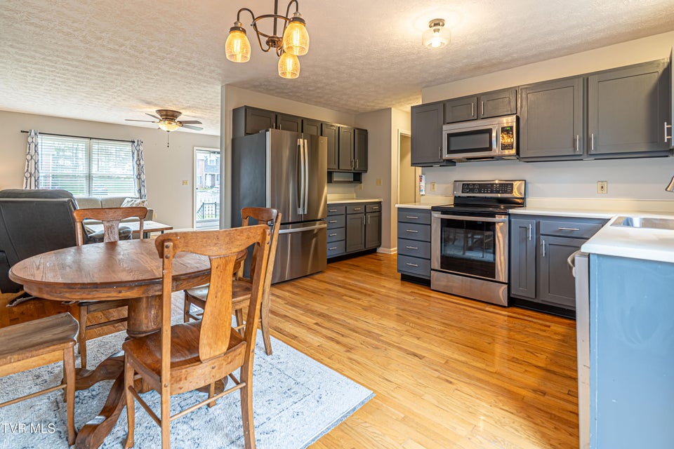 Photo #12: 809 Edgemont North Street