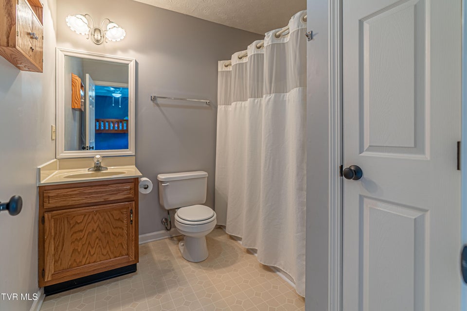 Photo #28: 809 Edgemont North Street