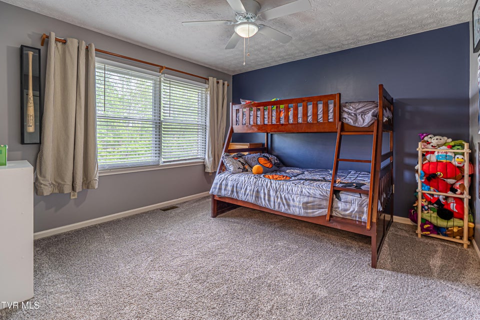 Photo #24: 809 Edgemont North Street