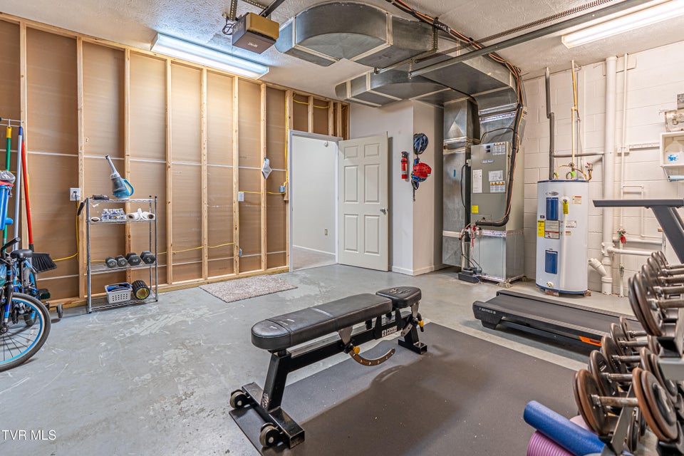 Photo #43: 809 Edgemont North Street